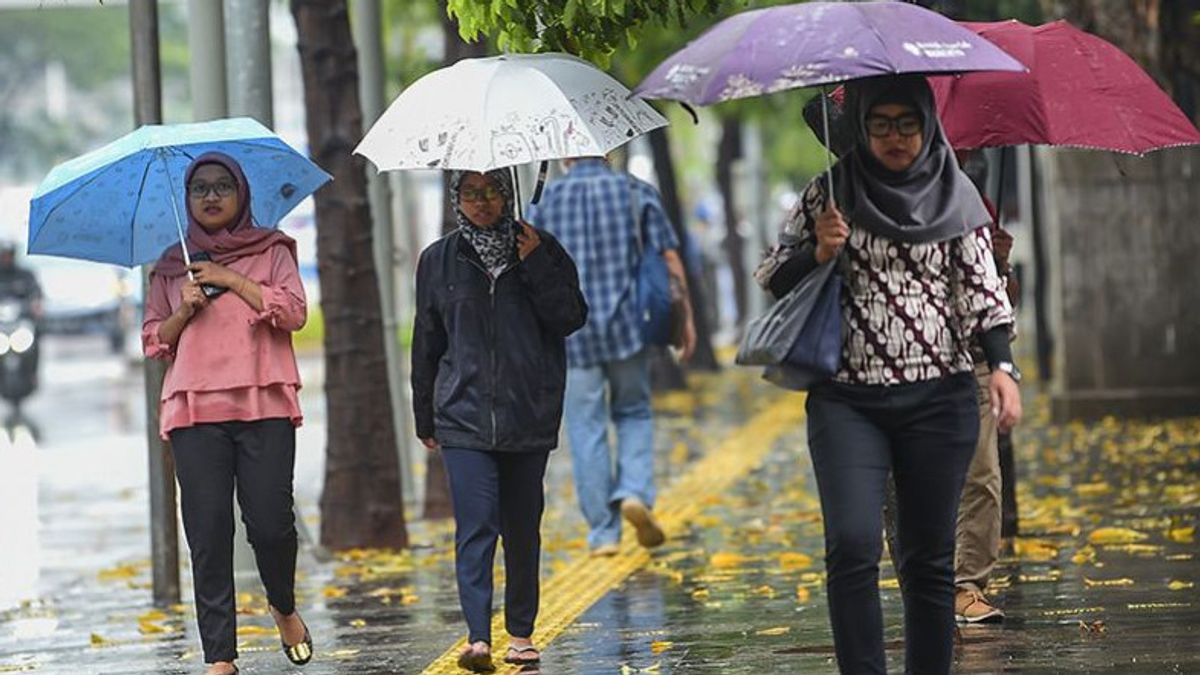 BMKG:月曜日の午後から雨が降る国の大都市の大部分