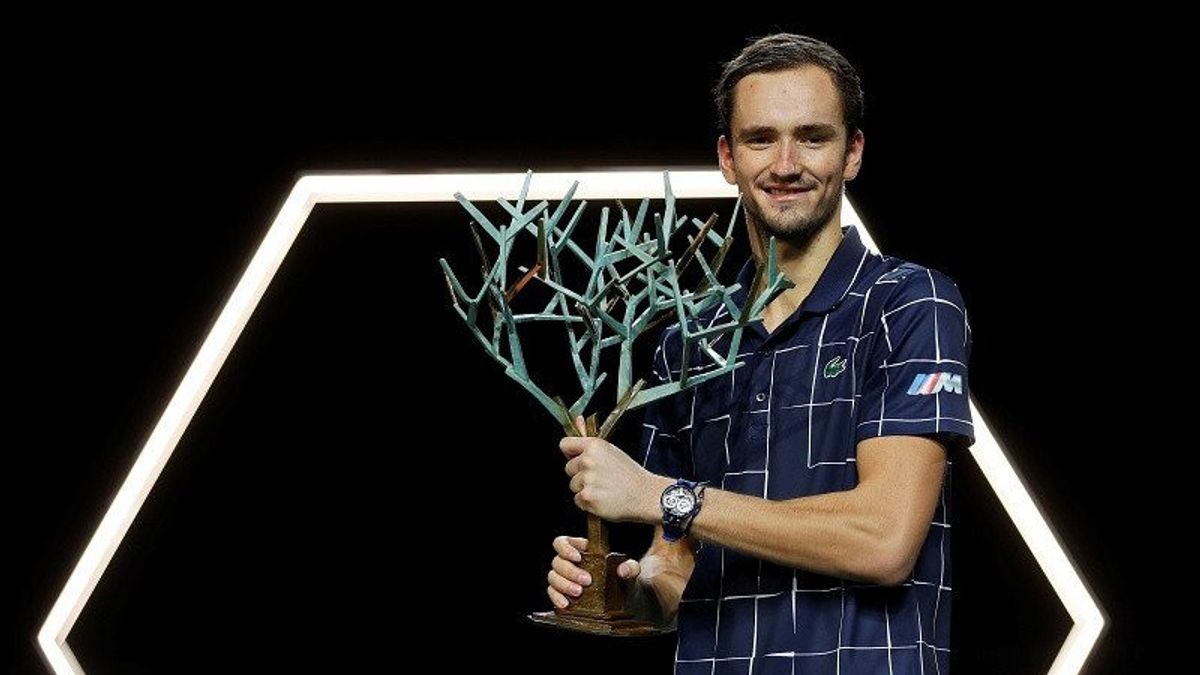 Experiencing Seasons Of Ups And Downs, Daniil Madvedev Wins His First Paris Masters