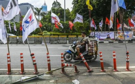 Akhirnya Bertindak, Pemprov DKI Beri Waktu Satu Minggu Parpol Copot Atribut Kampanye Langgar Aturan 