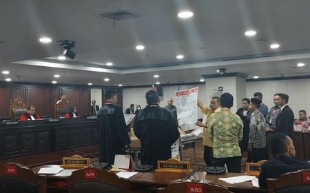 Buktikan Dalil PDIP soal Selisih 1 Suara, MK Hitung Suara Ulang TPS 005 Desa Sioyong Sulteng