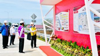 Jokowi Inaugurates The First Toll Road In Aceh