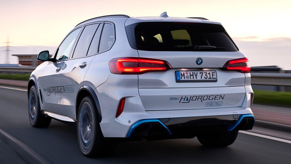 BMW iX5, Mobil Hidrogen Pertama BMW, Apa Kelebihannya?