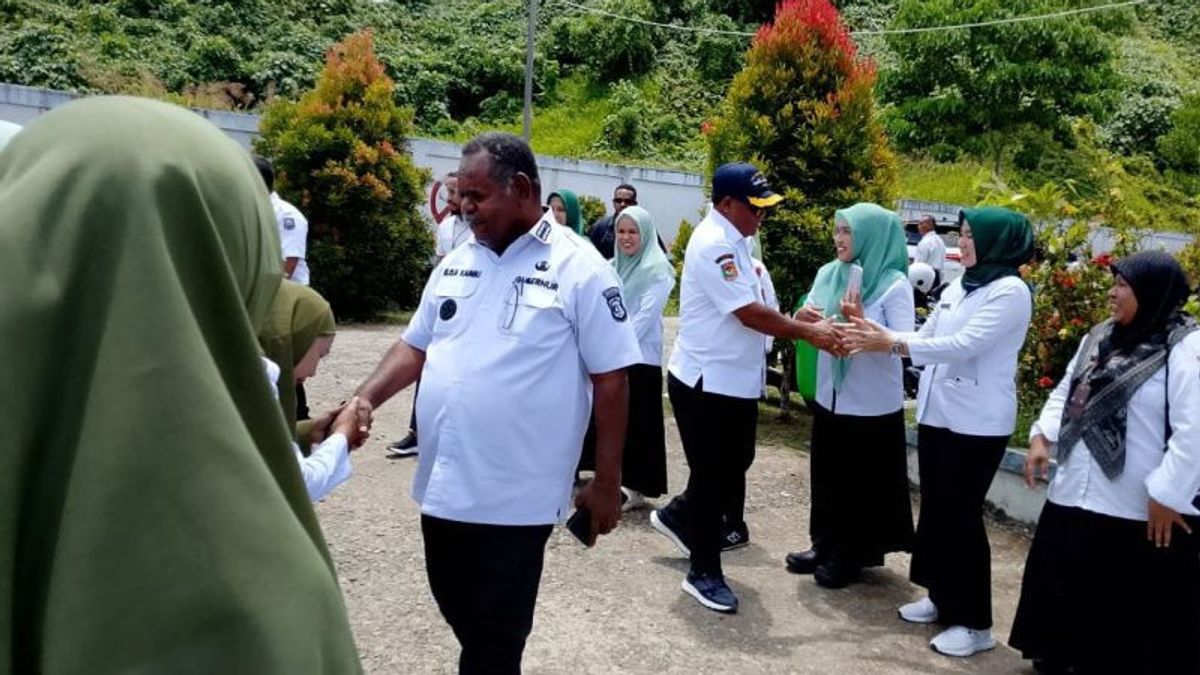 'Itu Warisan Leluhur, Harga Diri Kita,' Gubernur Elisa Kambu Siap Tempuh Jalur Hukum untuk 'Rebut' 3 Pulau