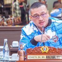 Satpol PP Tindak Penjual Ikan Sapu-Sapu, Bang Kent: Demi Lindungi Kesehatan Warga Jakarta 