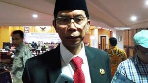Ketua DPRD Surabaya Cak Awi Positif COVID-19