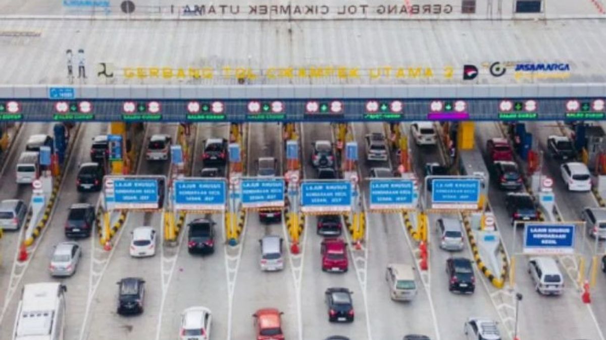 Pejagan收费公路到KM 70的单向逆流，22个Cikatama收费站正在运营