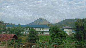 Badan Geologi Naikkan Status Gunung Lokon di Tomohon Menjadi Siaga