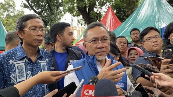 Cak Imin Admits He Just Knows The Name Of The Forward Indonesian Coalition At PAN's Anniversary, Zulhas: It's Not Planned