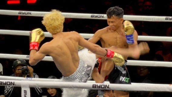 Indonesian fighter Ronal Keok, Malaysian son, grabs Asian kickboxing title