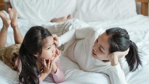 性的虐待を避けるために子供たちを教育する方法