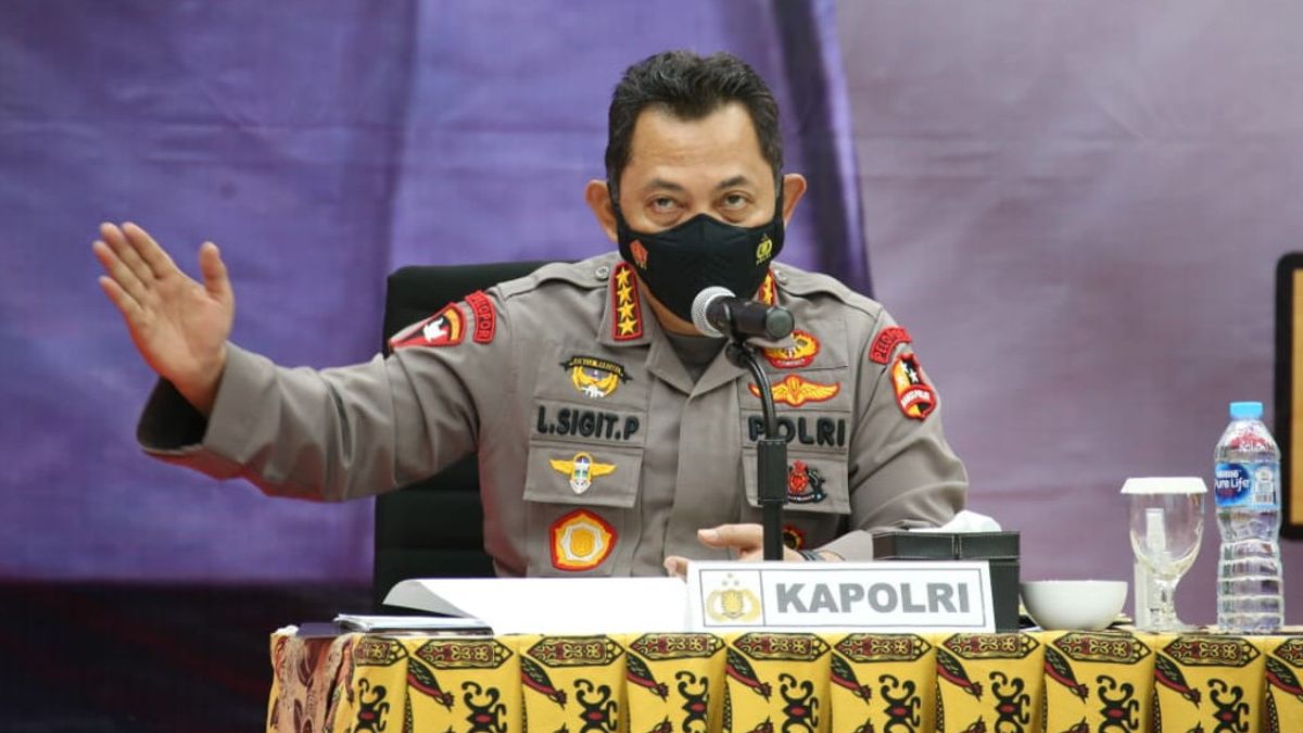 Notes Du Chef De Police Sigit Pour Le Contrôle De La COVID-19 à Bali