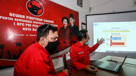 PDIP Surabaya Real Count: Eri-Armudji 57,02 Pour Cent, Machfud-Mujiaman 42,98 Pour Cent