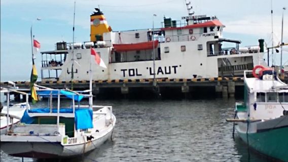 اتصال وزارة النقل ، تقوم حكومة مقاطعة بنجكولو على الفور بتفعيل طريق الرسوم البحرية إلى جزيرة جاوة