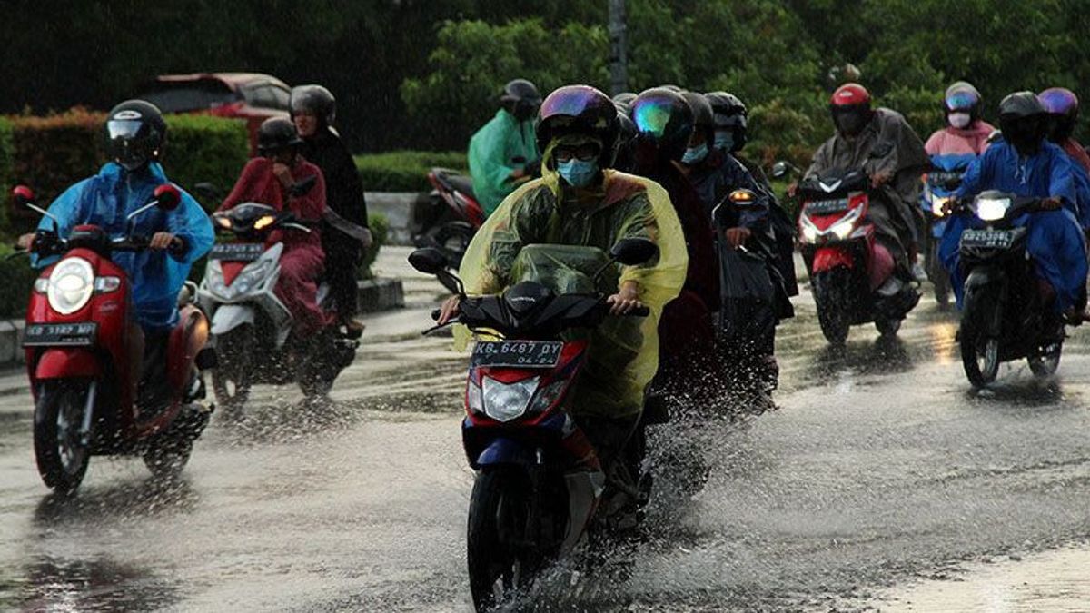 天气预报 5月23日星期一：印度尼西亚的几个地区下起了大雨