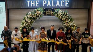 Central Mega Kencana Resmikan Gerai ke-100 melalui The Palace Jeweler Pakuwon Mall Surabaya