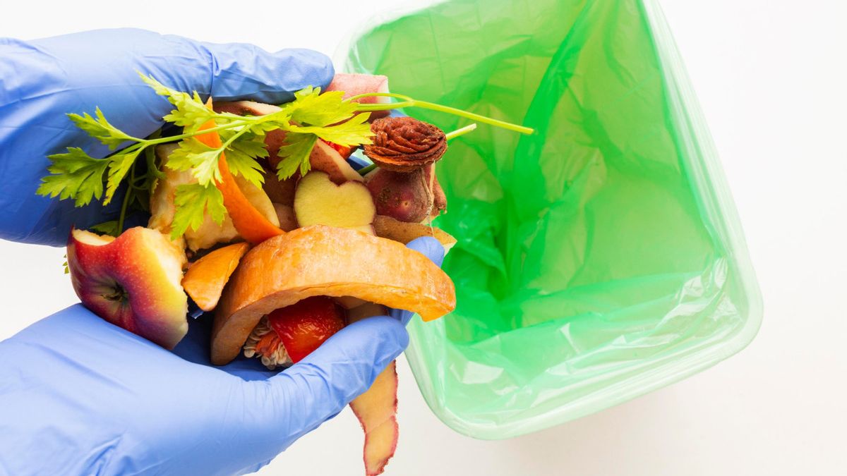 有機キッチン廃棄物を堆肥させる3つの方法を知っていますか、それを試してみることに興味がありますか?