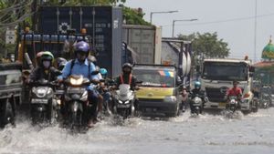  Banjir Rob ‘Hantui’ Kota Surabaya, Dampaknya Kemacetan