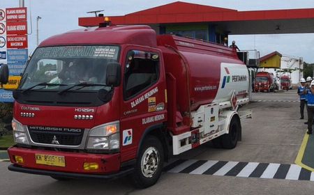 Truk Tangki Pertamina Terbakar di MT Haryono Jaksel, Pertamina: Tidak Ada Korban Jiwa