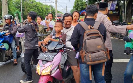 Ramadan Penuh Berkah: Polisi dan Wartawan Berbagi Nasi Boks dan Beras untuk Kaum Dhuafa