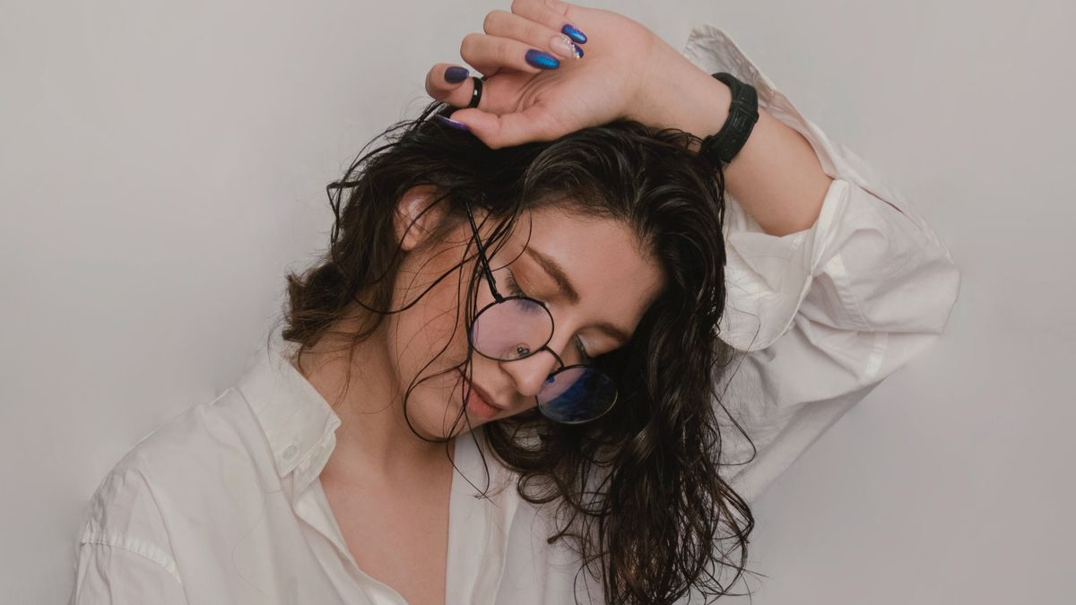 Be Careful, Avoid Sleeping With Wet Hair Because These 3 Things Are Risky