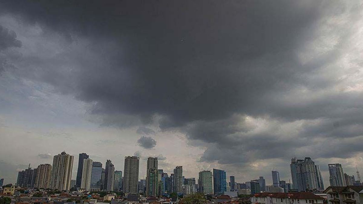 Prakiraan Cuaca: Malam Minggu Jakarta, Depok, dan Bogor Hujan Ringan