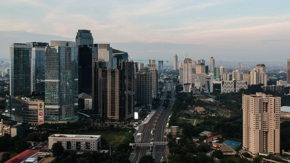 Jakarta PSBB Transisi: Pengunjung Kantor Wajib Didata dari NIK hingga Nomor <i>Handphone</i>