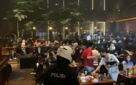 Berulang Kali Holywings Kena Kasus Kerumunan: Buah dari Penegakan Hukum yang Masih Pandang Kelas