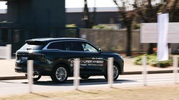 인도네시아에서 일상적인 이동성에 적합한 Chery의 하이브리드 CSH 기술에 대해 알아보십시오.