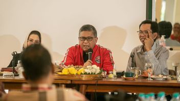 مندهش لزيارة منزل كثيف العمالة ، الأمين العام ل PDIP: سورابايا يمكن أن تكون مثالا لمنطقة في إندونيسيا