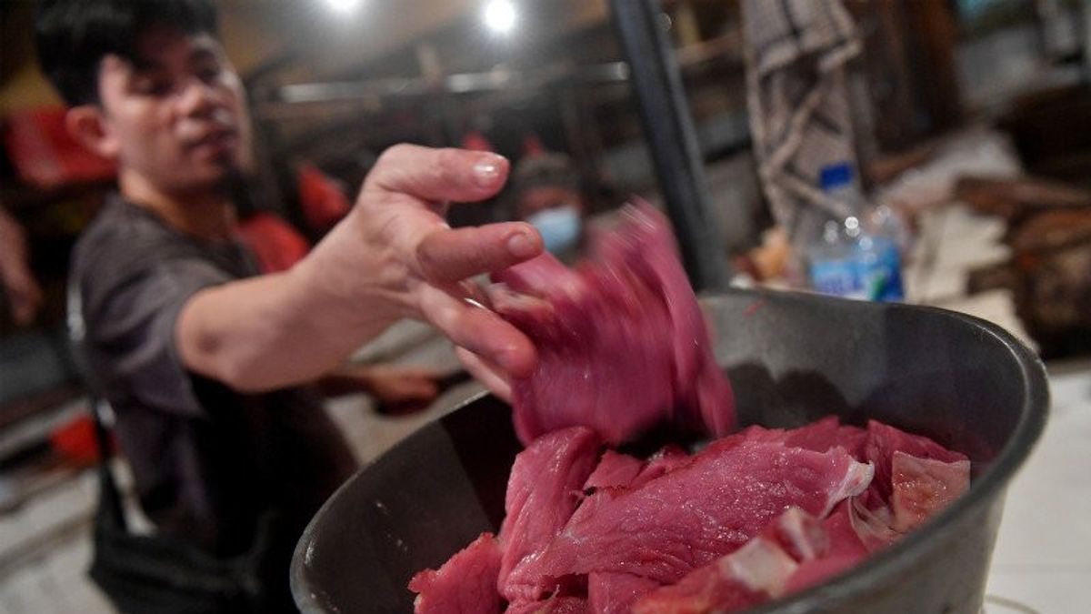 بولوغ تستورد 20 ألف طن من اللحوم قبل رمضان: المخزون مضمون والناس لا داعي للقلق