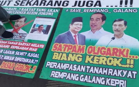 Aksi Demo Bela Pulau Rempang Mulai Memanas, Bakar Ban dan Injak-injak Wajah Petinggi Negara