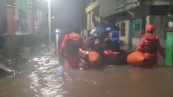 Jakarta : les inondations, plus de 2 000 déplacés