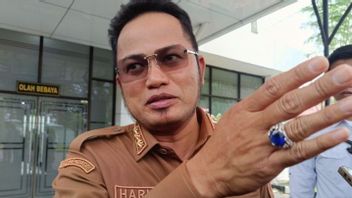 KPKは、85億ルピア相当のカリマンタン州ルディ・マスド知事の公用車の問題を追跡