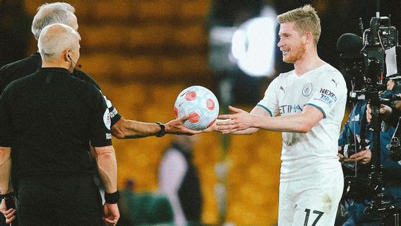 Cetak <i>Hat-trick</i> dalam 24 Menit ke Gawang Wolves, De Bruyne Masuk Buku Sejarah Liga Premier