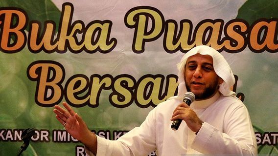 Pandangan Syekh Ali Jaber yang Dikenang: Jangan Menghakimi Orang, Jangan Nilai Wanita Belum Berjilbab Buruk