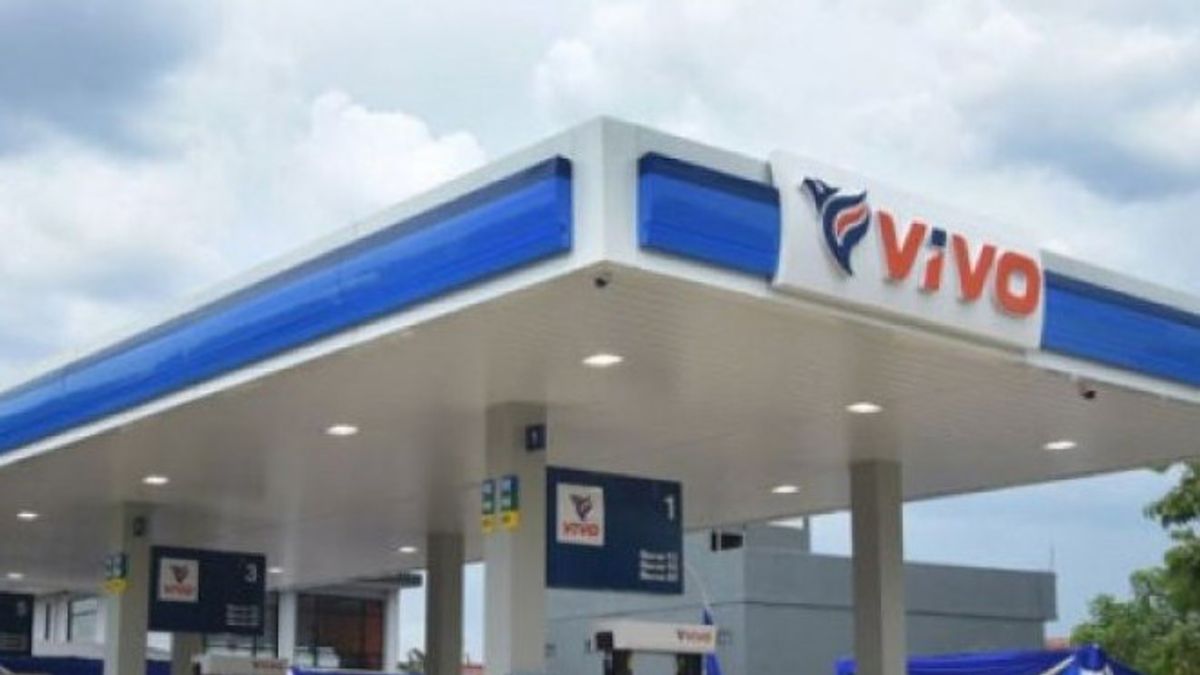 تفسير إدارة فيفو بشأن زيادة سعر وقود ريففو 89 إلى 10,900 روبية إندونيسية للتر الواحد