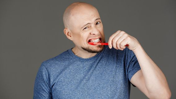 避免7个干扰牙齿和口腔健康的坏习惯