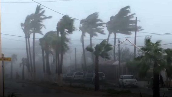 大雨和强风的可能性， 达姆卡尔 · 德波克要求人们保持警惕