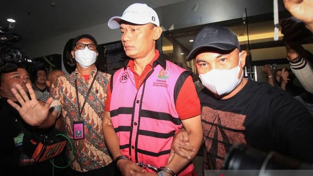 穆罕默德·阿里夫·努里安塔:PN South Jakarta的主席,收到了600亿印尼盾的贿赂