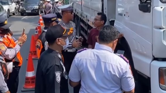 Des camions à Tangerang sous étroite surveillance, un dispositif de routine avec le titre de raids