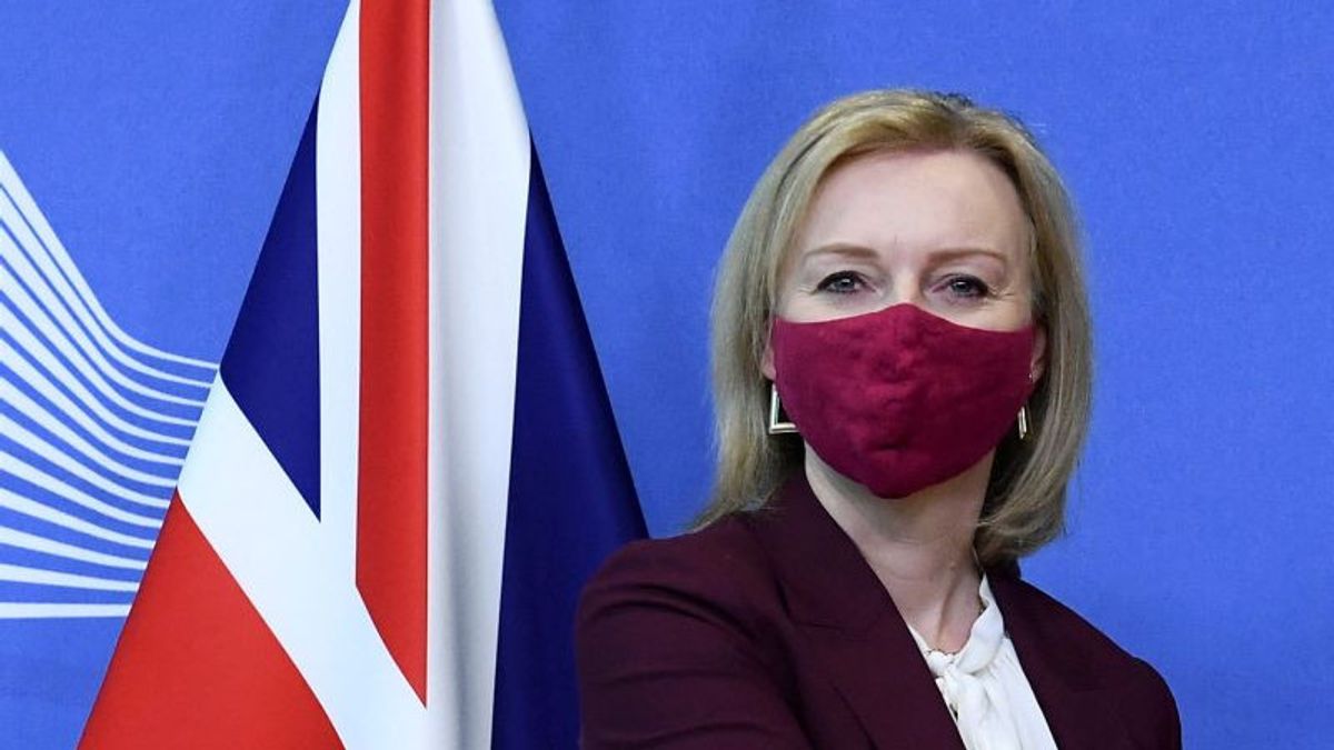 Despite Having The Third Vaccine Shot, British Foreign Minister Lizz Truss Positive For COVID-19