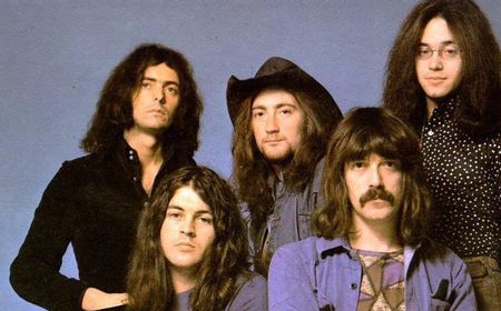 Menapaki Jejak Karier Deep Purple Sebelum Menonton Aksi Mereka di Solo