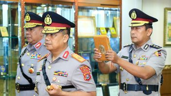 National Police Chief Inaugurates Brigadier General Dwi Irianto As Southeast Sulawesi Police Chief