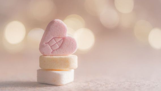 4 Ways To Celebrate Valetine At Home, Safer When The Spread Of COVID-19 Increases