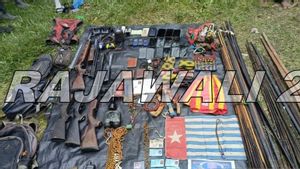 Warga Kampung Soanggama Bantu TNI Cari Senjata Bekas Milik OPM