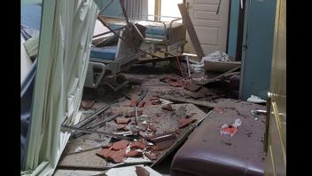 杰波尔的天花板， 这次看到马尔迪 · 瓦卢约 · 布利塔尔医院因马朗地震的冲击而受损