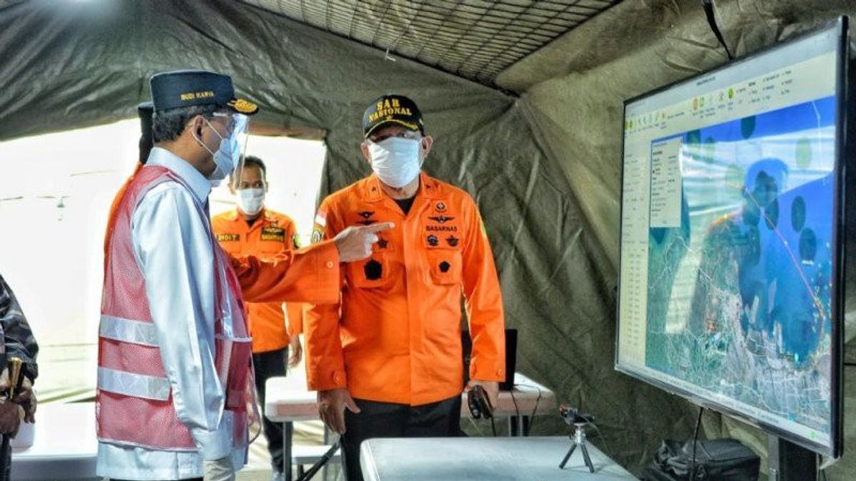 Titik Jatuh Pesawat Sriwijaya Air SJ-182 Ditemukan, Tim Fokus Cari Kotak Hitam