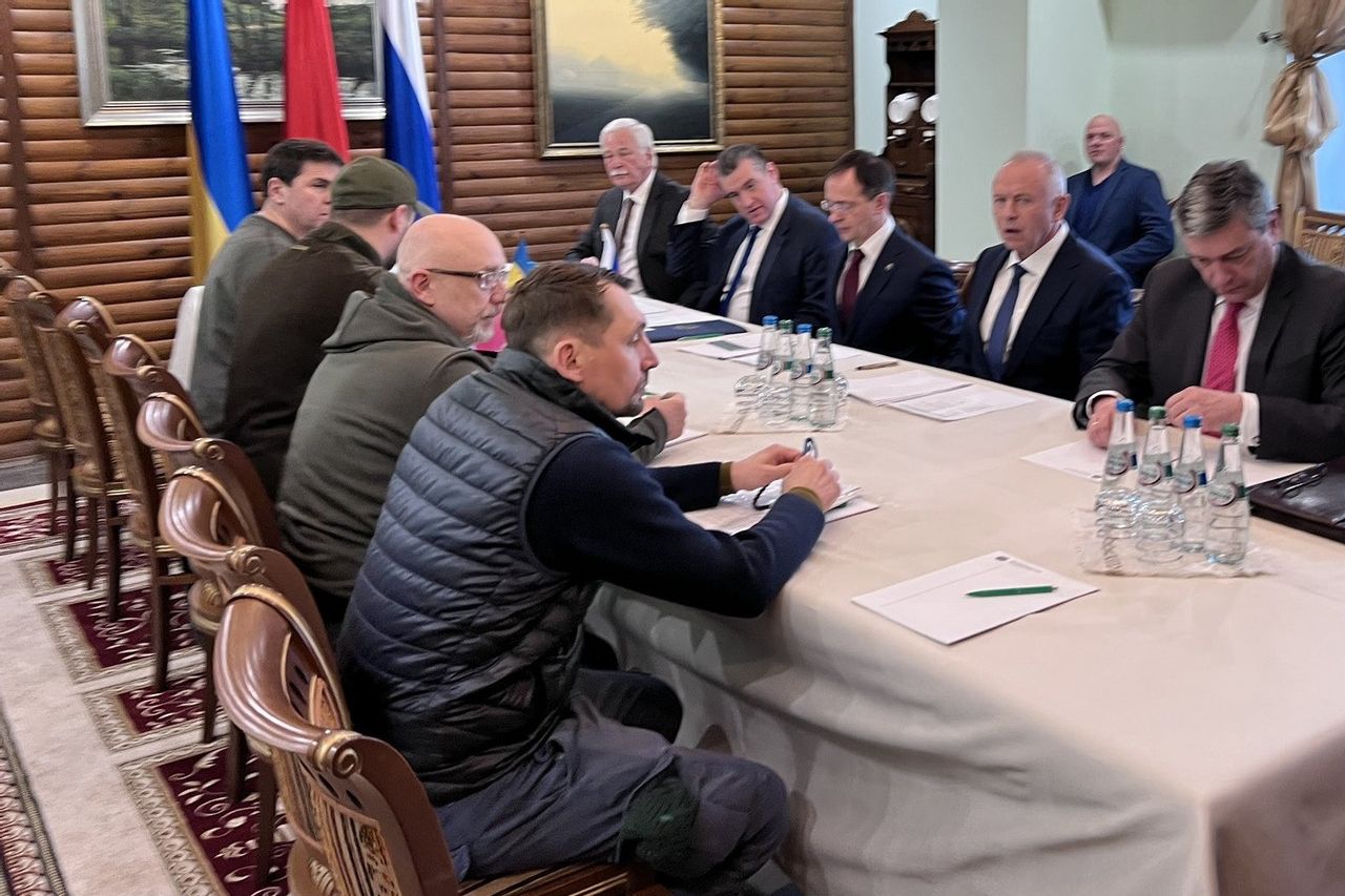 第2回和平交渉、ロシア・ウクライナ、民間人を保護するための人道的回廊で合意