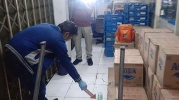Unidentified Man In Semarang Pours Gasoline At Shopkeepers When Robbing, Rp9.6 Million Taken Away