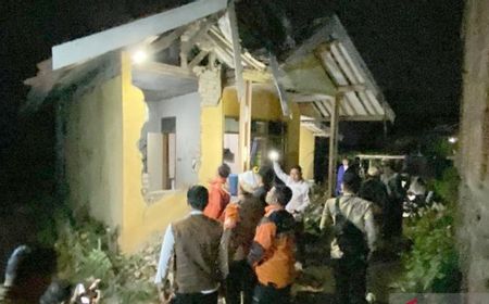 Pemkab Garut Sisir Rumah Warga yang Rusak Akibat Gempa Bandung